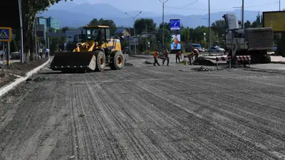 Названы планы по ремонту дорог в Алматы