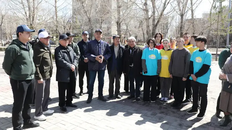 В Караганде привели в порядок мемориальный комплекс "Вечный огонь"