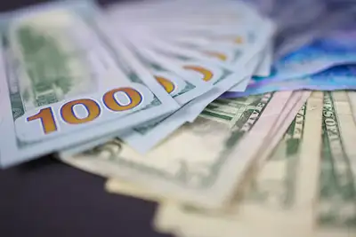 Доллары, тенге, деньги, обмен валют, фото - Новости Zakon.kz от 10.06.2024 11:13