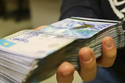 Тенге, деньги, коррупция, взятка, Казахстан, фото - Новости Zakon.kz от 03.07.2024 14:18
