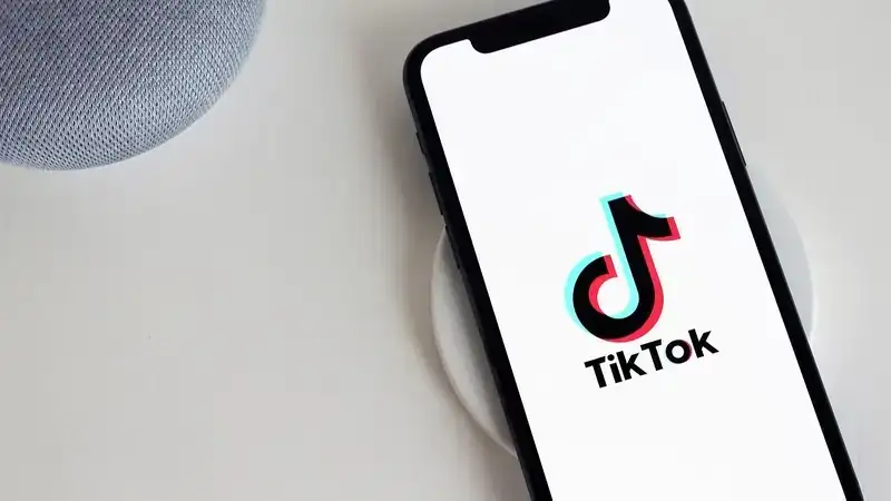 TikTok планирует оспорить в суде подписанный Байденом закон