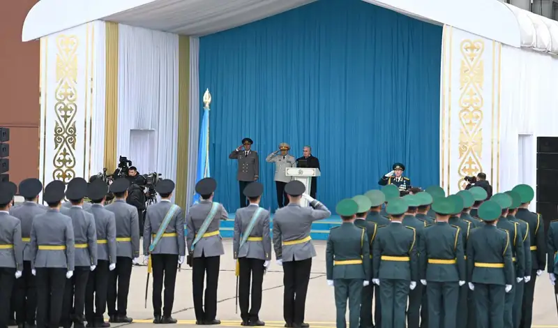 Токаев открыл авиабазу Нацгвардии, фото — Новости Zakon.kz от 03.05.2024 13:42