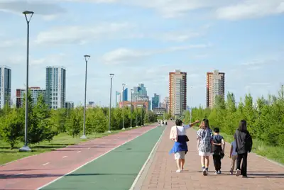 Лето, люди, Астана, велосипедная дорожка, велодорожка