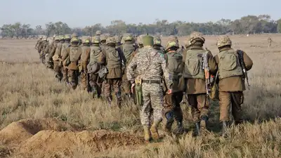 Дети подвергались опасности в военных школах Казахстана