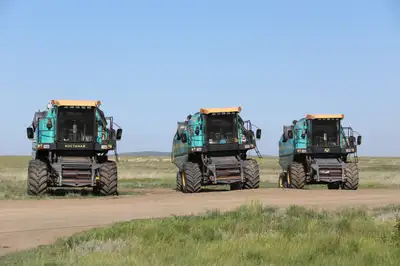 Сельскохозяйственная техника, сельхозтехника, поле, вспашка полей, сурет - Zakon.kz жаңалық 11.12.2024 14:46