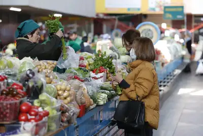 Торговля, зеленый базар, рынок, продукты, продавцы, покупатели, цены на продукты, овощи, фрукты, ягоды, фото - Новости Zakon.kz от 06.12.2024 12:45