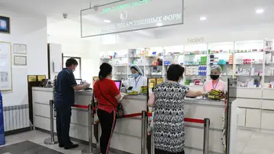 Педикулез, аптека, чем лечиться от педикулеза, вши, лавандовое масло, фото - Новости Zakon.kz от 23.05.2024 17:08