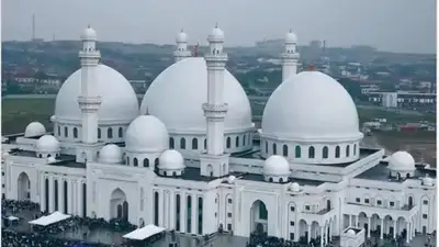 Самую большую городскую мечеть открыли в Шымкенте, фото - Новости Zakon.kz от 25.05.2024 00:23