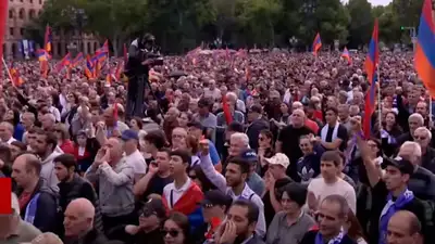 Тысячи человек вышли на митинг в Ереване , фото - Новости Zakon.kz от 26.05.2024 21:00