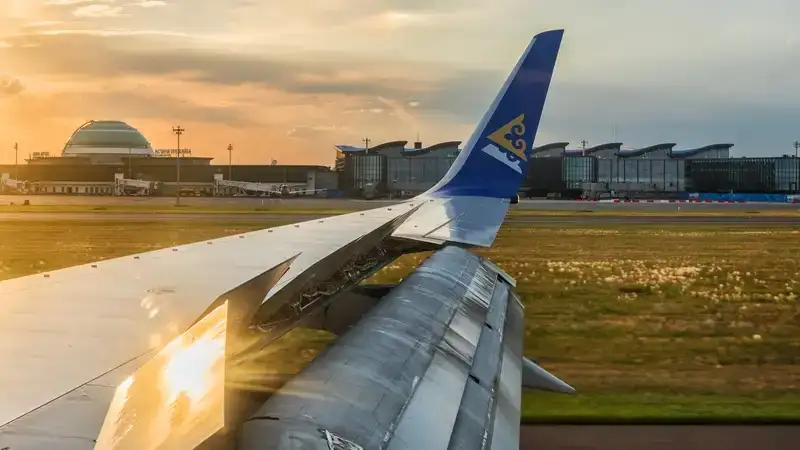 Скандальное видео с пассажирами, запертыми в самолете, прокомментировала Air Astana