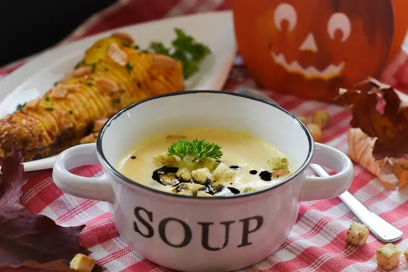Топовые рецепты холодных супов для летней прохлады, фото - Новости Zakon.kz от 04.06.2024 13:08