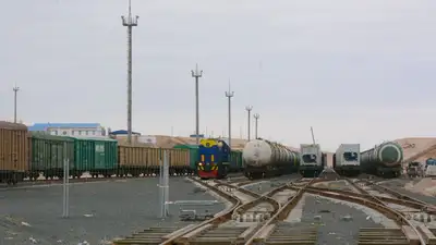 Изменились правила сборов за хранение грузов на железной дороге, фото - Новости Zakon.kz от 06.06.2024 14:48