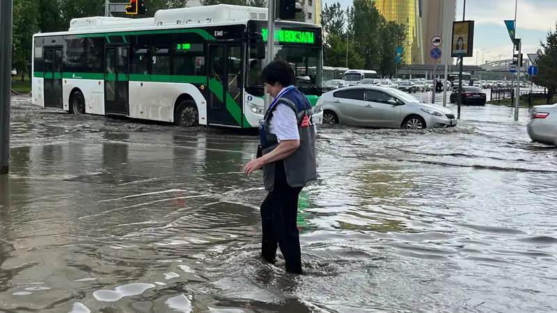 Ливень, Астана, дождь, фото — Новости Zakon.kz от 07.06.2024 15:15