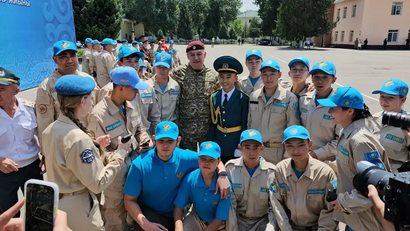 В Алматы стартовал X Международный военно-патриотический сбор молодежи "Айбын"