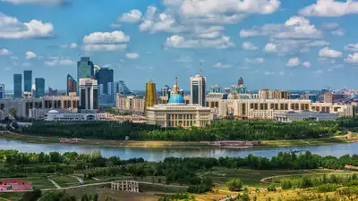 Астана, виды города Астаны, достопримечательности Астаны, столица, пейзаж Астаны, Астана летом, лето в Астане