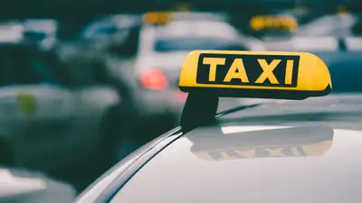 сколько зарабатывают таксисты в Казахстане