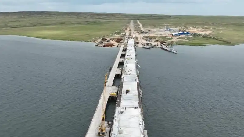 На каком этапе находится строительство самого длинного моста в Казахстане, фото — Новости Zakon.kz от 26.06.2024 12:29