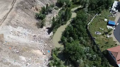 Водоохранную зону в Алматинской области превратили в свалку