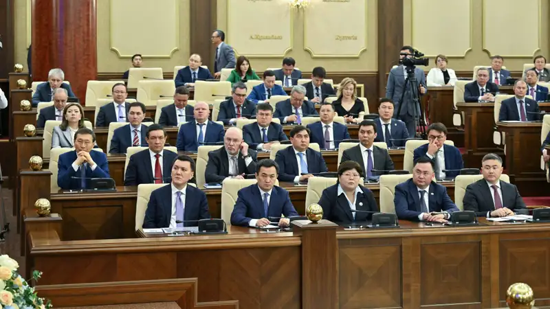 Завершилась работа второй сессии Парламента VIII созыва, фото - Новости Zakon.kz от 28.06.2024 17:04
