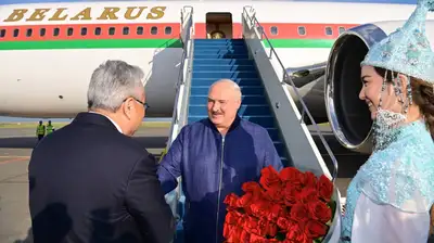 Александр Лукашенко прибыл в Астану для участия в саммите ШОС, фото - Новости Zakon.kz от 03.07.2024 21:23