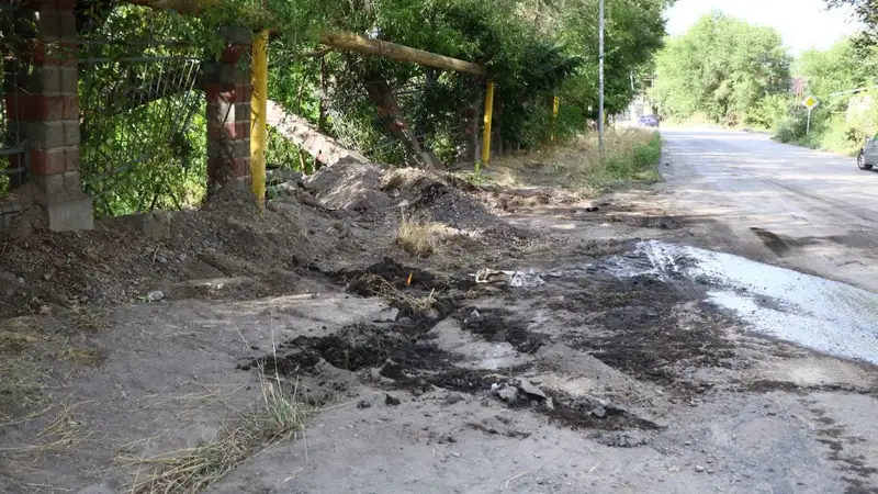 Попал в аварию в Алматинской области, фото — Новости Zakon.kz от 15.07.2024 17:21