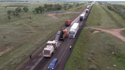 Самую проблемную дорогу Казахстана показали в Минтранспорта