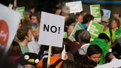 Протесты против туристов