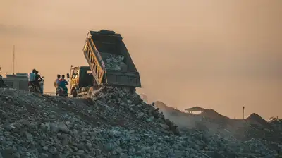 В Уганде людей завалило мусором, фото - Новости Zakon.kz от 13.08.2024 08:55