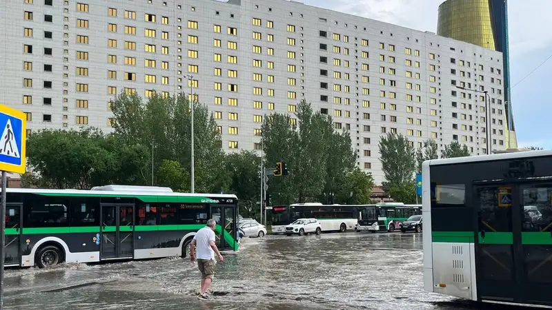 Потопы в Астане прокомментировал Касымбек