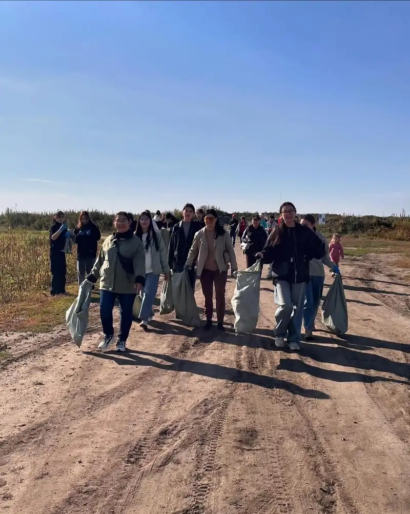 Приняли участие в субботнике в рамках "Таза Қазақстан", фото - Новости Zakon.kz от 24.09.2024 16:09