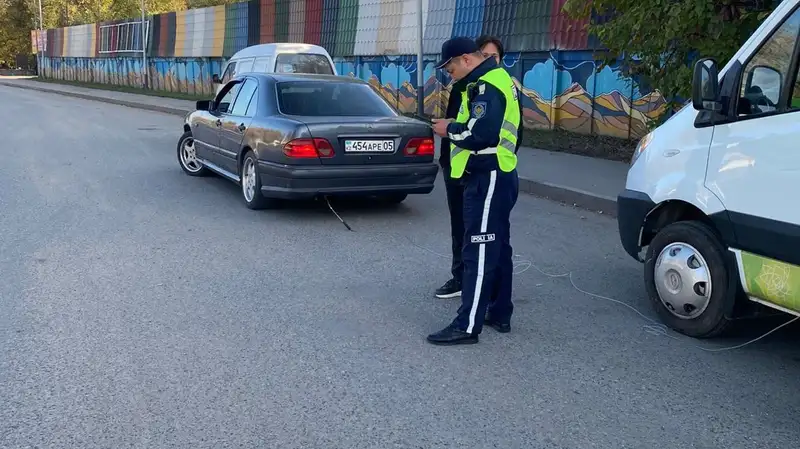 В Алматы выявлено 263 нарушителя по уровню токсичности выхлопов автомобилей