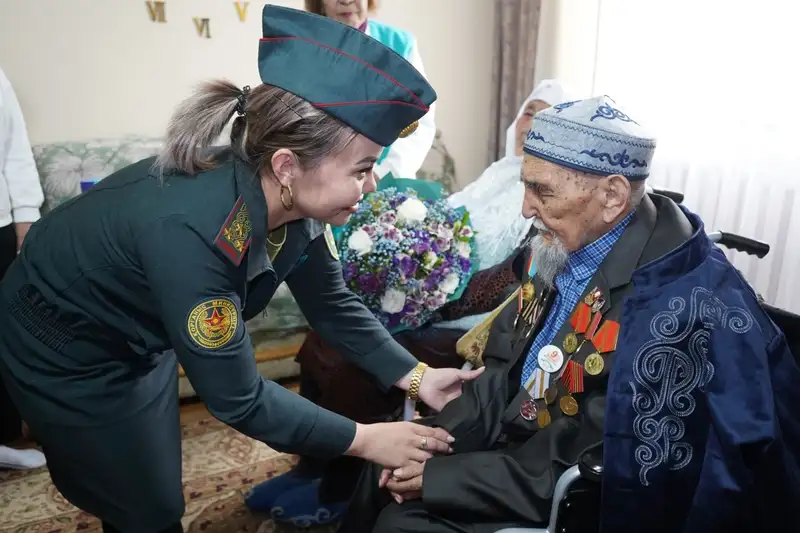 100-летний юбилей отметил ветеран войны в Алматы, фото - Новости Zakon.kz от 05.11.2024 16:53