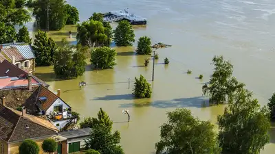 Пропавших во время наводнения в Испании ищут на дне Средиземного моря, фото - Новости Zakon.kz от 11.11.2024 08:49