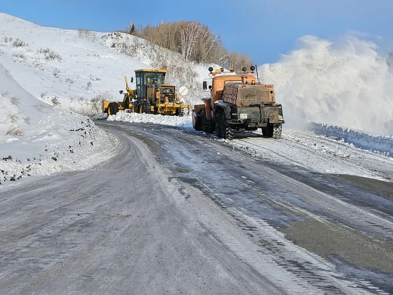 спуск снежных лавин в ВКО, фото - Новости Zakon.kz от 19.12.2024 21:19