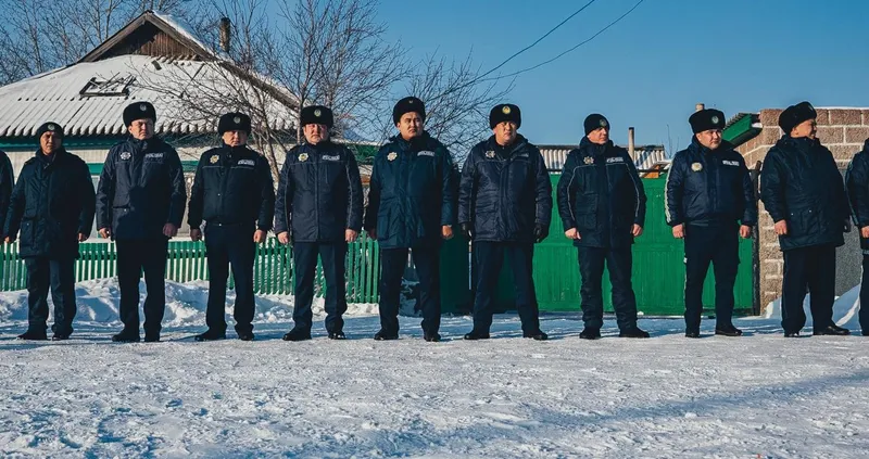 полицейские акция, фото - Новости Zakon.kz от 26.12.2024 16:01