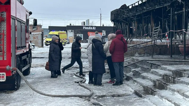 В Петропавловске пострадавшие от огня в торговом доме "Рахат" рассказали, что происходило в горящем здании в момент пожара, фото - Новости Zakon.kz от 10.01.2025 16:42