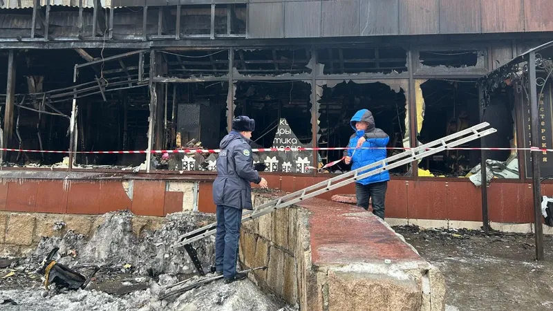 В Петропавловске пострадавшие от огня в торговом доме "Рахат" рассказали, что происходило в горящем здании в момент пожара, фото - Новости Zakon.kz от 10.01.2025 16:42